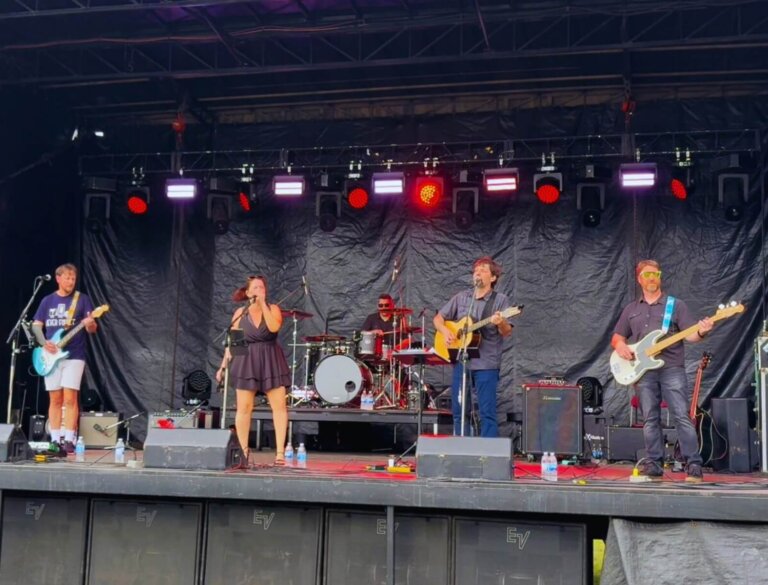 509605968_1136572765153662_7883637646034571333_n